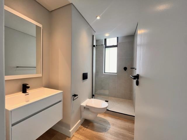To Let 2 Bedroom Property for Rent in Sea Point Western Cape